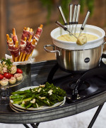 Cheesy Beer & Grainy Mustard Fondue