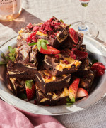 LIQUEUR CHEESECAKE BROWNIE 