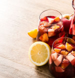 How To Make a Simple Summer Sangria