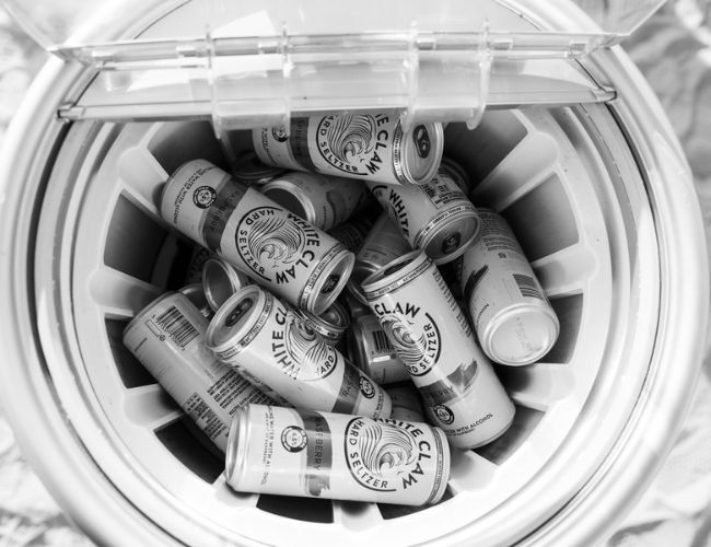 White Claw 1 White Claw 1