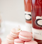 Moscato Rosa Macarons