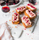 PLUM CAKES WITH PINOT NOIR ICING