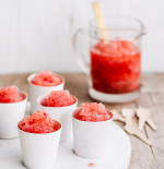 Strawberry White Wine Slushy 